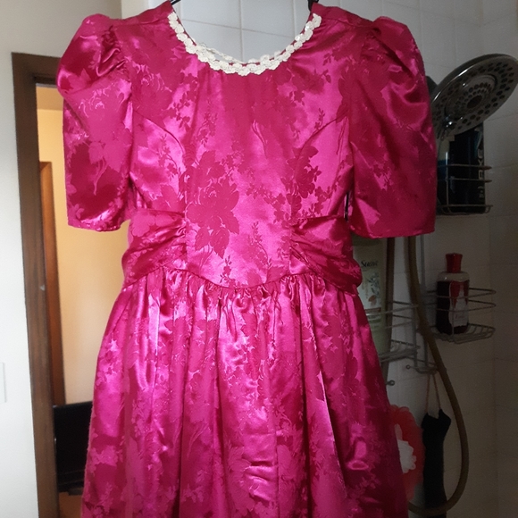 Fuchsia SIZE 9 Girl Dress - Picture 2 of 7